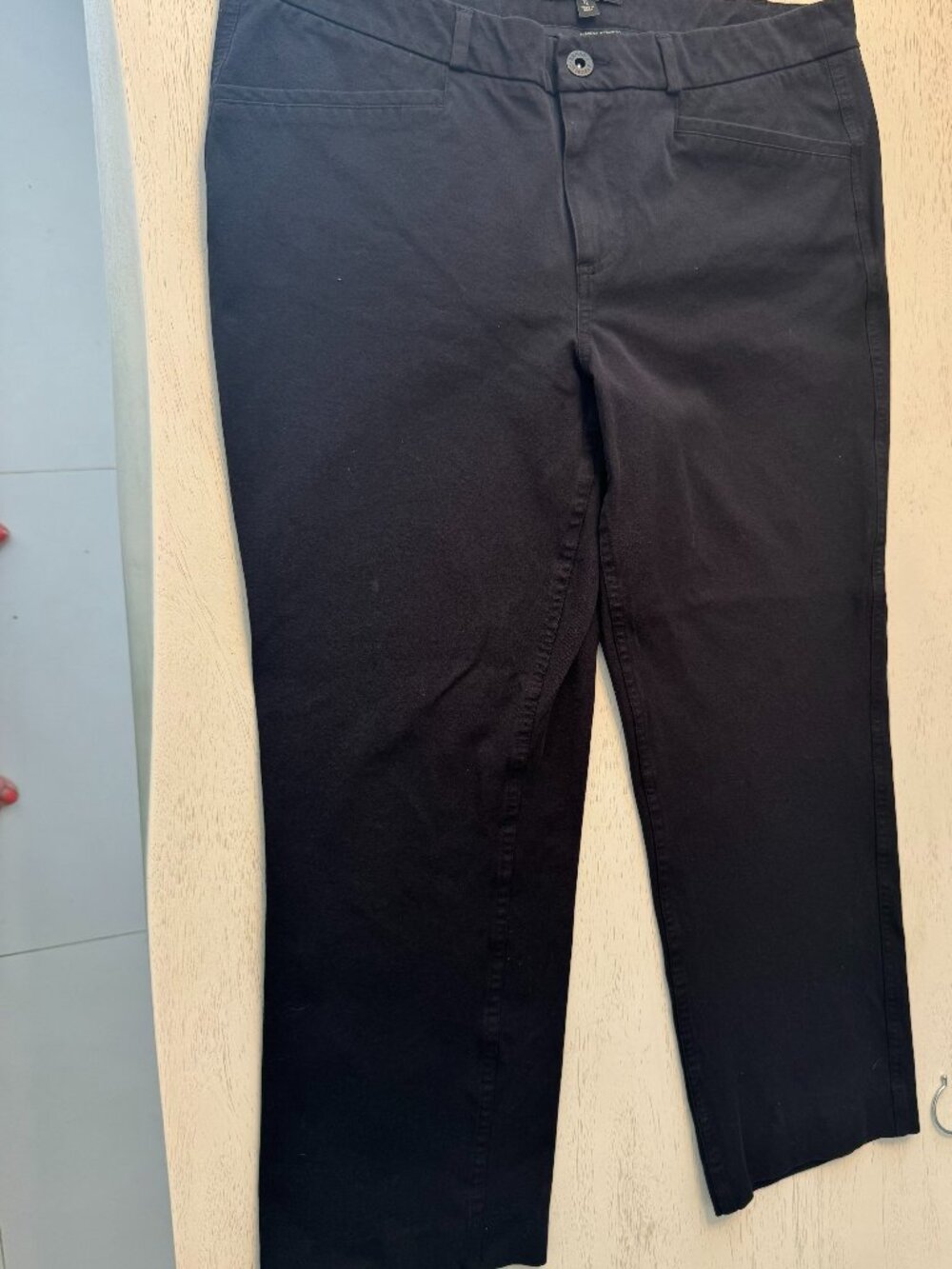 Banana Republic Slim Straight Cropped Pants, Black, Size 12